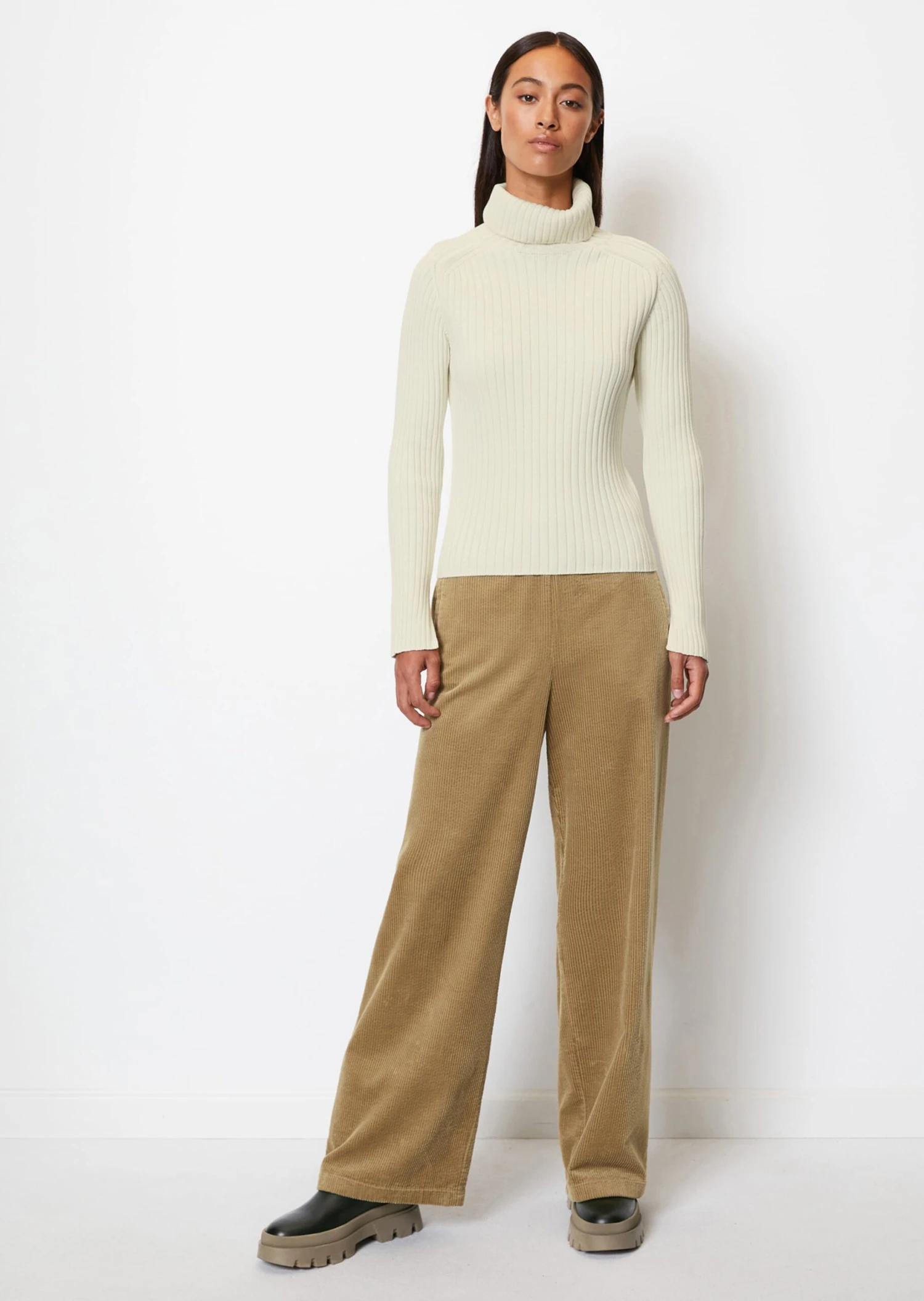 Marc O'Polo Ribbed Turtleneck Sweater Slim Made Of Organic Cotton 6 Marc O'Polo Ribbed Turtleneck Sweater Slim Made Of Organic Cotton – Bild 4