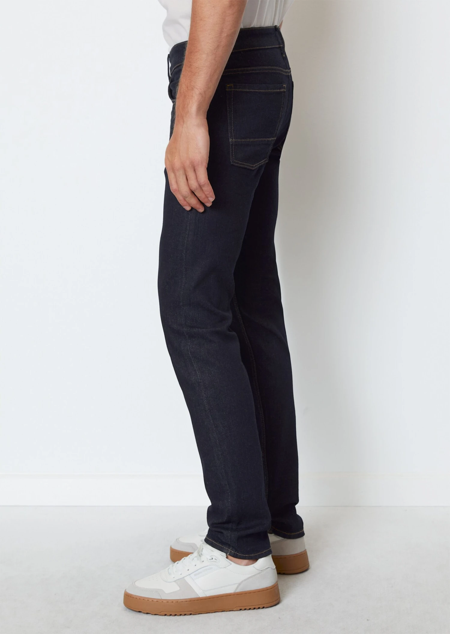 Marc O'Polo SJÖBO Slim Fit Jeans Made From An Organic Cotton Blend 8 Marc O'Polo SJÖBO Slim Fit Jeans Made From An Organic Cotton Blend – Bild 6