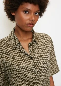 Marc O'Polo Flowing Printed Short-sleeved Blouse Made From Viscose Twill -Marc O'Polo Verkäufe 2160f91f0e1350f8147589b59aaf0756