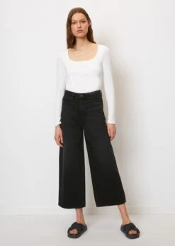 Marc O'Polo Long Sleeve Top In A Regular Fit With A Square Neckline Made Of Stretch Jersey