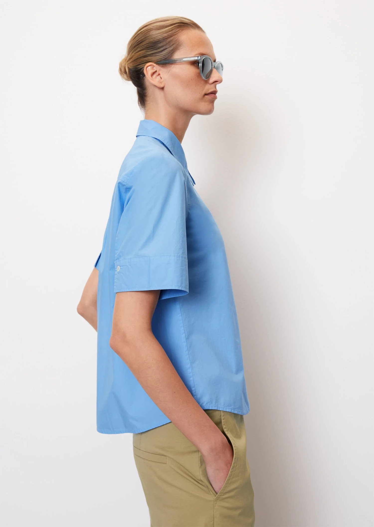 Marc O'Polo Short-sleeved Poplin Blouse In A Regular Fit Made Of Organic Cotton 8 Marc O'Polo Short-sleeved Poplin Blouse In A Regular Fit Made Of Organic Cotton – Bild 6
