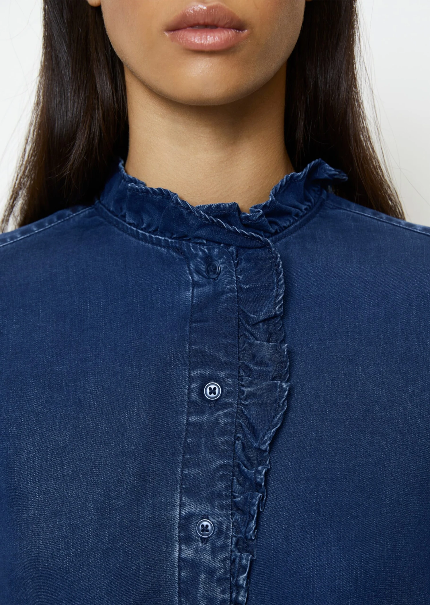 Marc O'Polo Jeans Ruffle Blouse Regular Made From TENCEL™ Lyocell 7 Marc O'Polo Jeans Ruffle Blouse Regular Made From TENCEL™ Lyocell – Bild 5