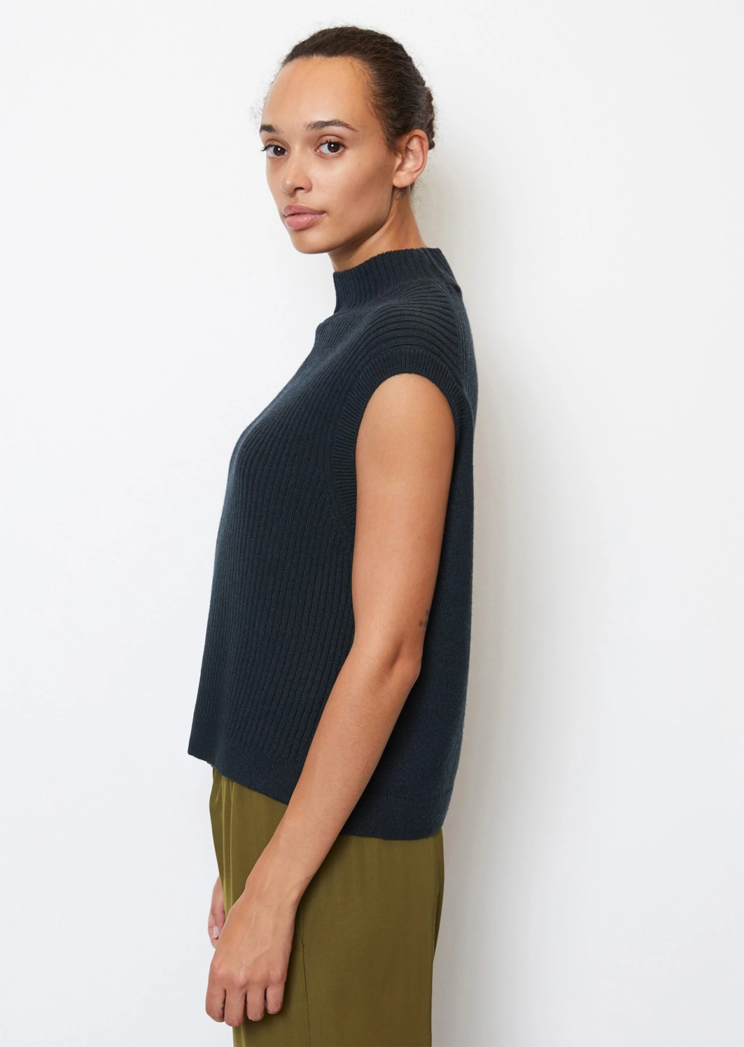 Marc O'Polo Slipover Loose Made From Soft Virgin Wool Mix 7 Marc O'Polo Slipover Loose Made From Soft Virgin Wool Mix – Bild 6