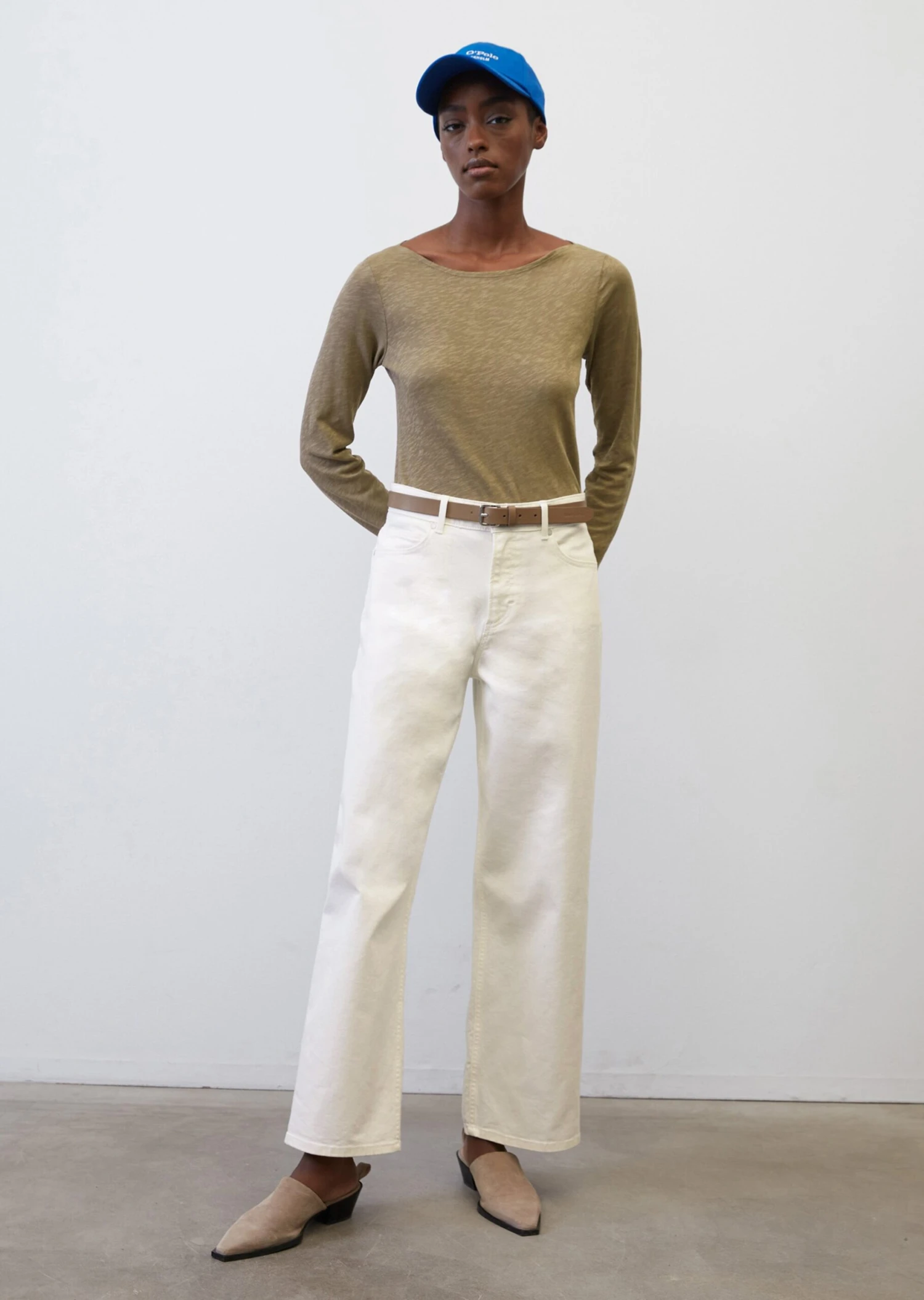 Marc O'Polo Long Sleeve Top With A Bateau Neckline, Regular Fit In Organic Cotton Slub Jersey 6 Marc O'Polo Long Sleeve Top With A Bateau Neckline, Regular Fit In Organic Cotton Slub Jersey – Bild 4