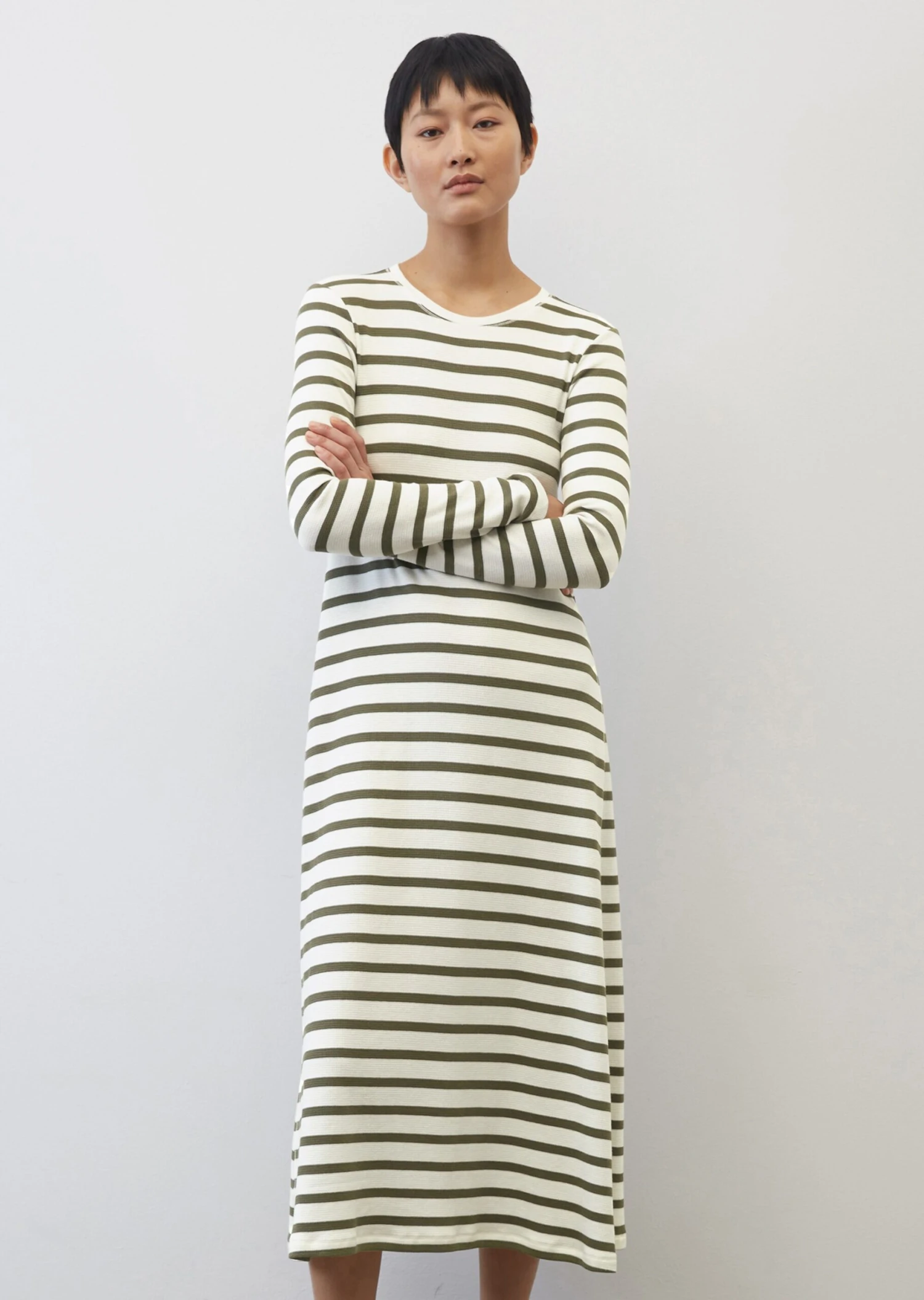 Marc O'Polo Striped Waffle Jersey Dress From LENZING™ ECOVERO™ 6 Marc O'Polo Striped Waffle Jersey Dress From LENZING™ ECOVERO™ – Bild 4