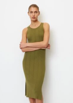Marc O'Polo Sleeveless Fine Rib Knitted Dress Made Of Blended Viscose -Marc O'Polo Verkäufe 514e6749e42d3578bd527899f5a06e26