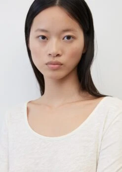 Marc O'Polo Long-sleeved Top With Round Neckline In Organic Cotton Slub Jersey 15 Marc O'Polo Long-sleeved Top With Round Neckline In Organic Cotton Slub Jersey -Marc O'Polo Verkäufe 8eca871b01856d9e08efc70de042ce8b