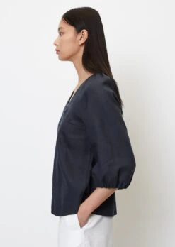 Marc O'Polo V-neck Blouse With Gathered Details In A Mix Of Materials -Marc O'Polo Verkäufe 902a15978ae754ade907340d94adda0c