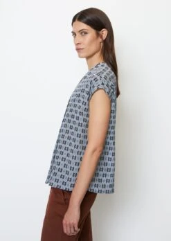 Marc O'Polo Sleeveless V-neck Blouse In A Regular Fit Made From A Soft Organic Cotton/viscose Blend -Marc O'Polo Verkäufe aba359b35c6c905c1e602e31f0f8901b