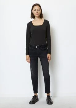 Marc O'Polo Longsleeve With Square Neckline Regular Made From OCS Blended TENCEL™ Lyocell -Marc O'Polo Verkäufe ae66992ad302ccb3d03ffd58cd196dcb