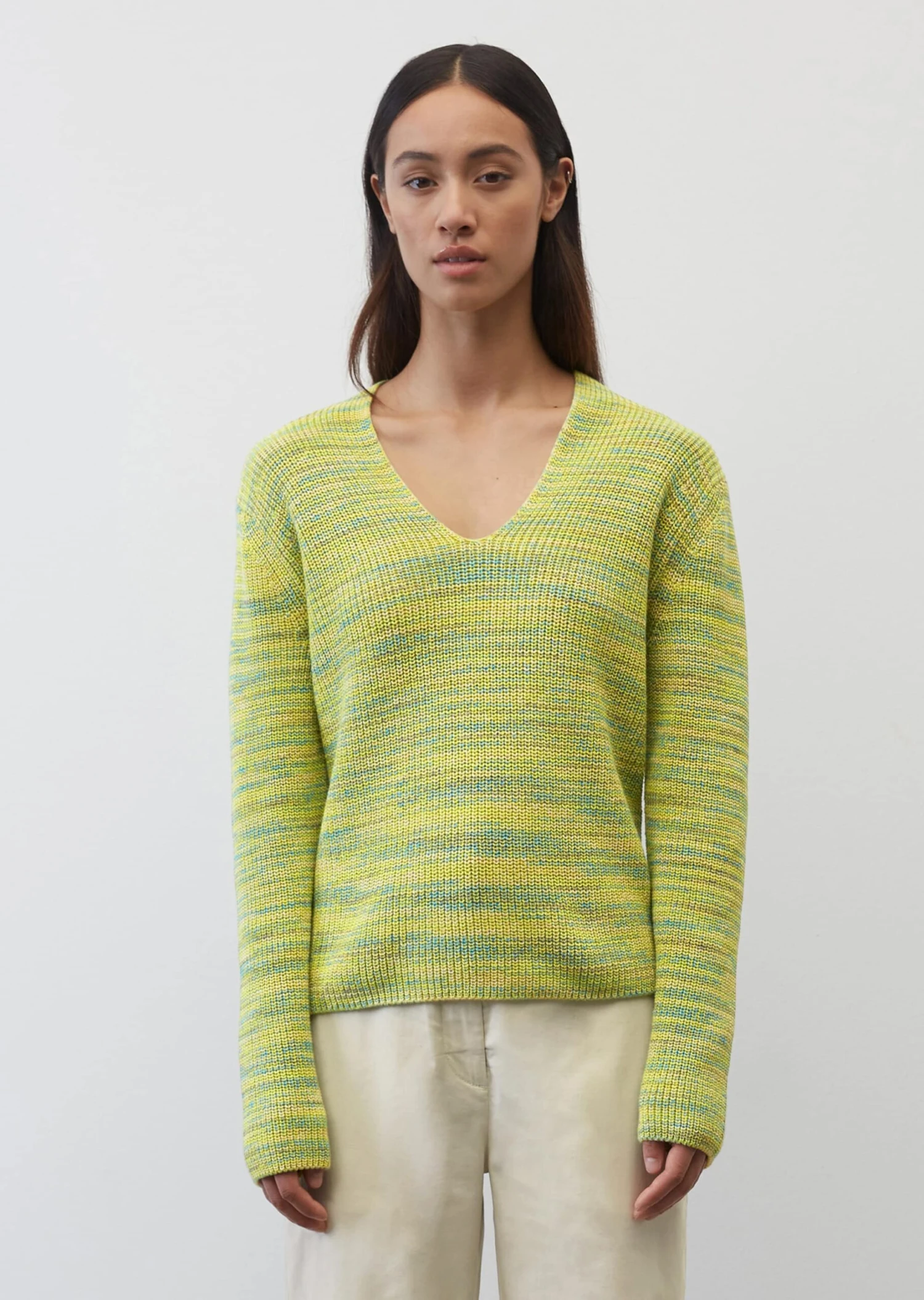 Marc O'Polo V-neck Knitted Jumper In A Slim Fit Made Of Organic Cotton Mouliné Yarn 6 Marc O'Polo V-neck Knitted Jumper In A Slim Fit Made Of Organic Cotton Mouliné Yarn – Bild 4