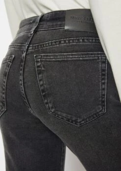 Marc O'Polo ALBY Straight Jeans Made From Organic Cotton-Loycell Stretch 15 Marc O'Polo ALBY Straight Jeans Made From Organic Cotton-Loycell Stretch -Marc O'Polo Verkäufe ee1dc2b482050ab4a04d9220672edf34