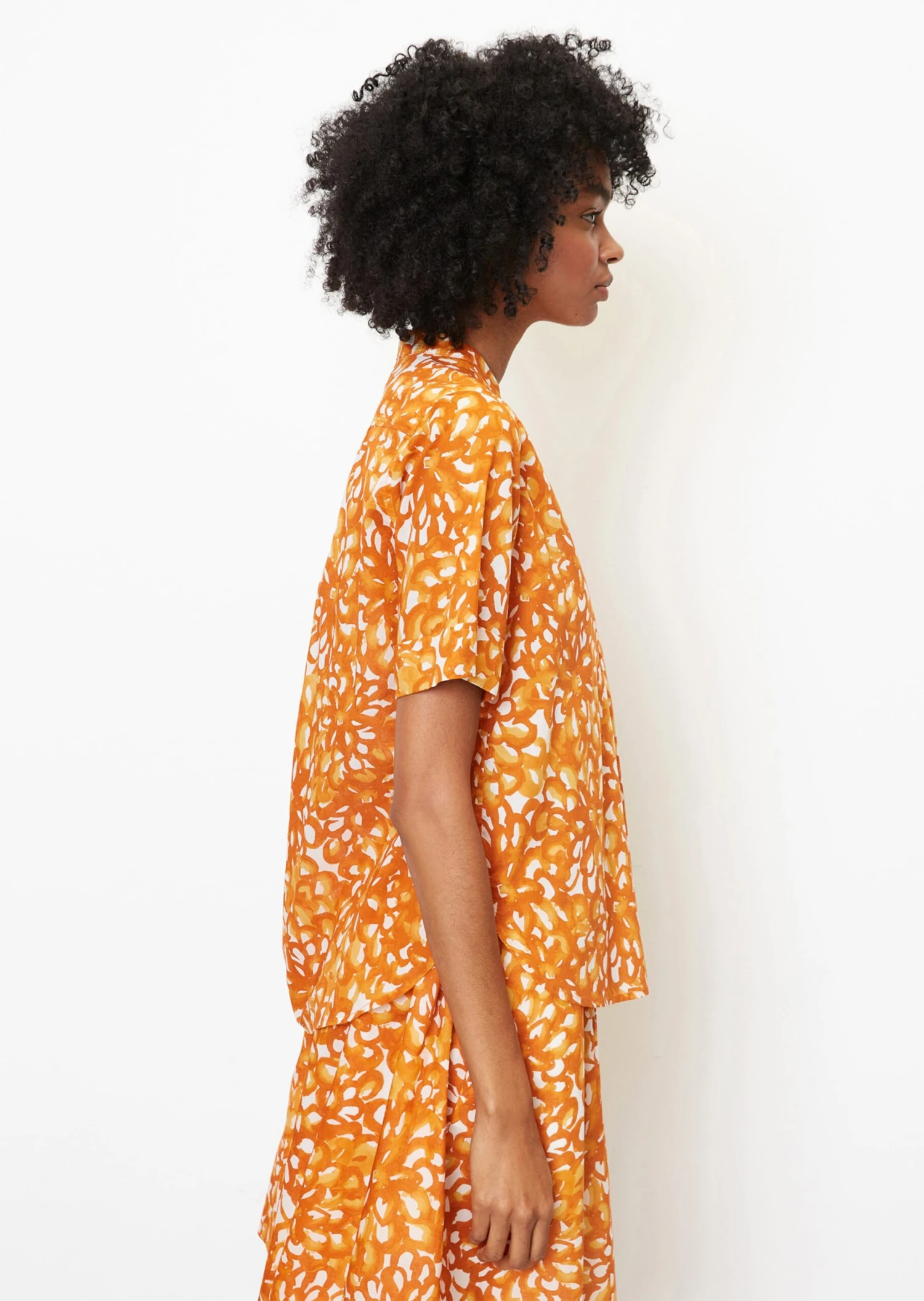 Marc O'Polo Tunic-style Blouse In A Regular Fit Made Of Lightweight Voile Fabric 8 Marc O'Polo Tunic-style Blouse In A Regular Fit Made Of Lightweight Voile Fabric – Bild 6