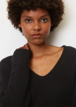 Marc O'Polo V-neck Knitted Jumper From Heavy Weight Cotton -Marc O'Polo Verkäufe fc8c0de2b3cc350ee2047ea891ad7f23